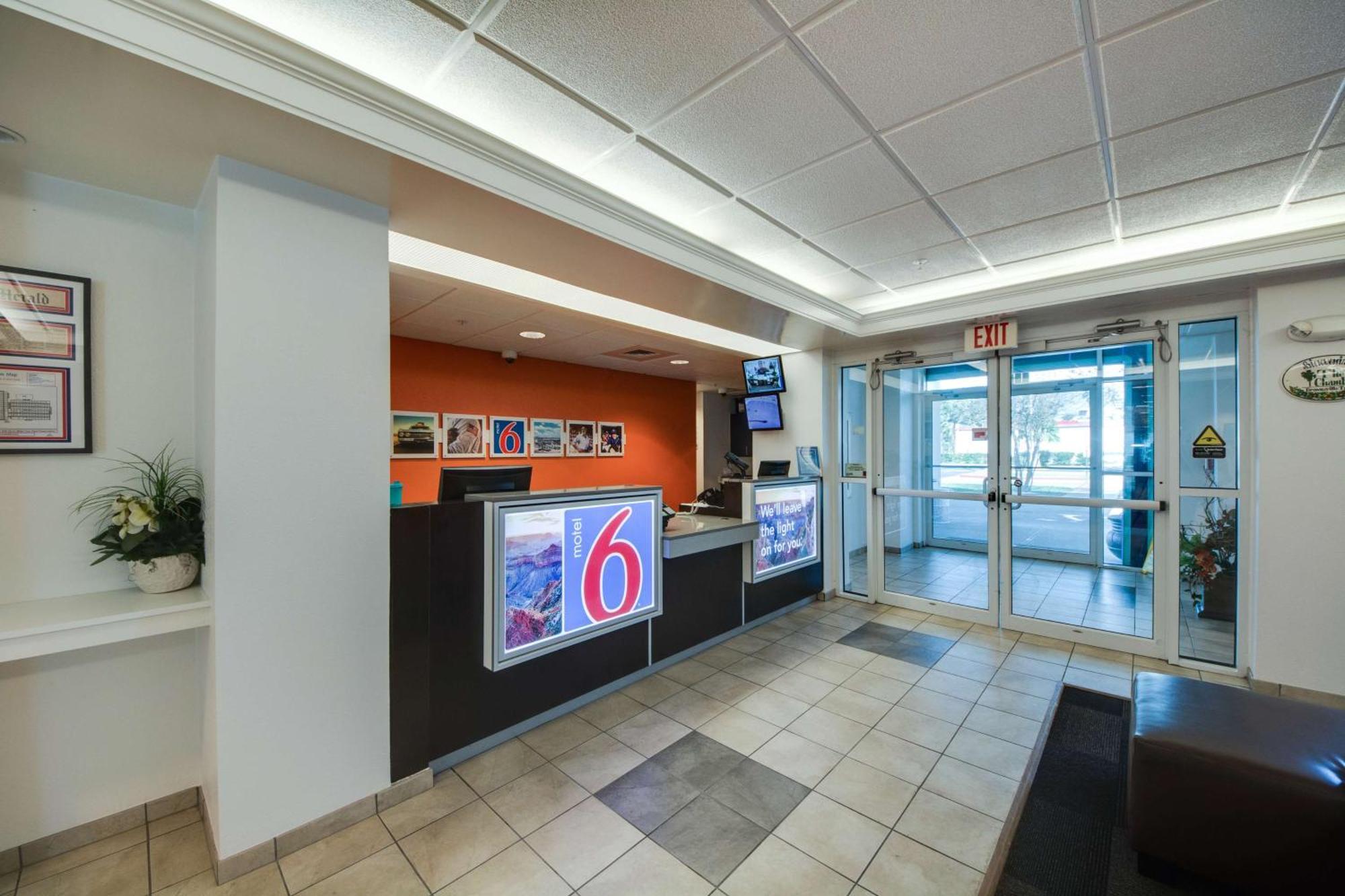 Motel 6-Brownsville, Tx المظهر الخارجي الصورة